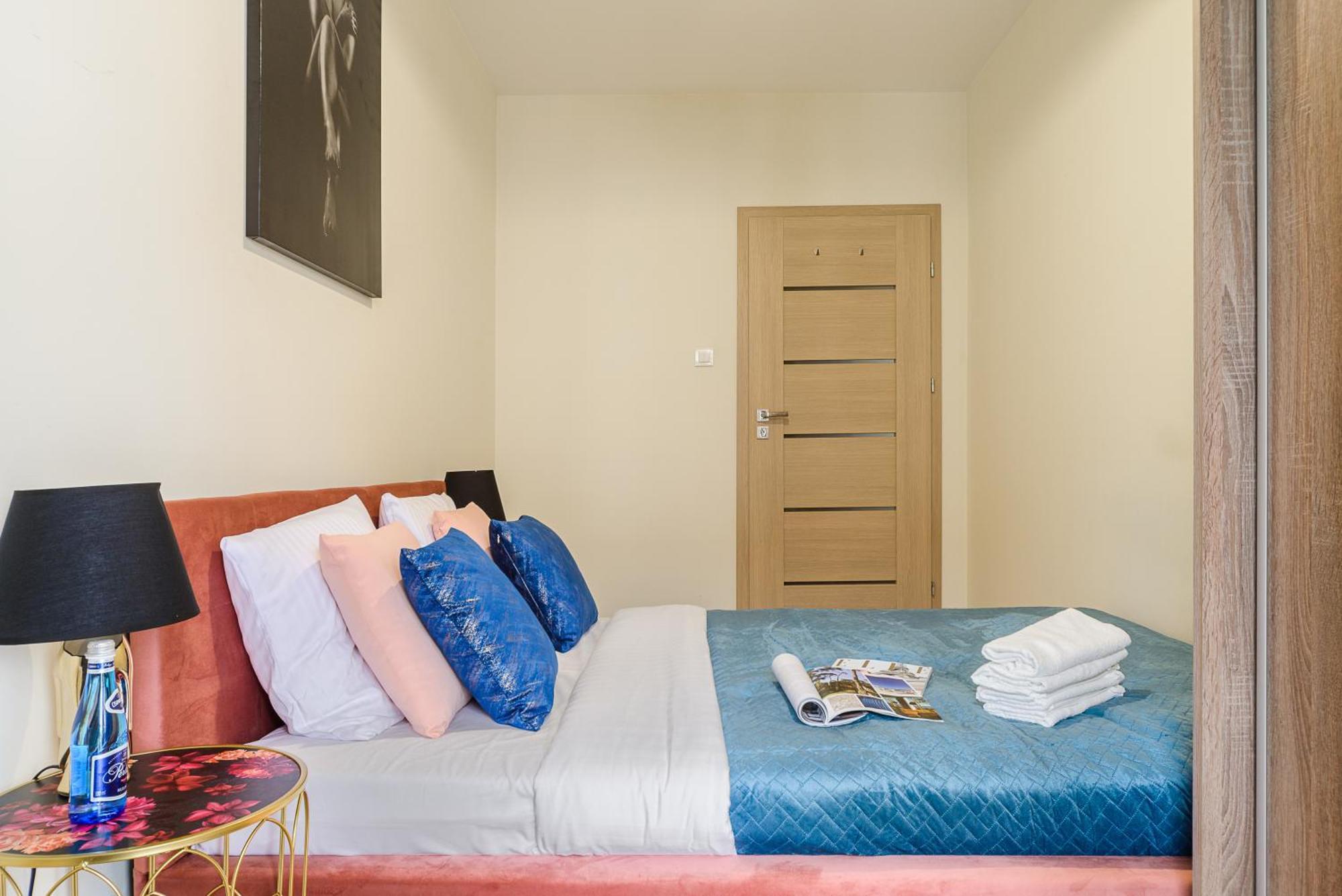 Lumina Stylish 3-Room Apart With Balcony Лодз Екстериор снимка