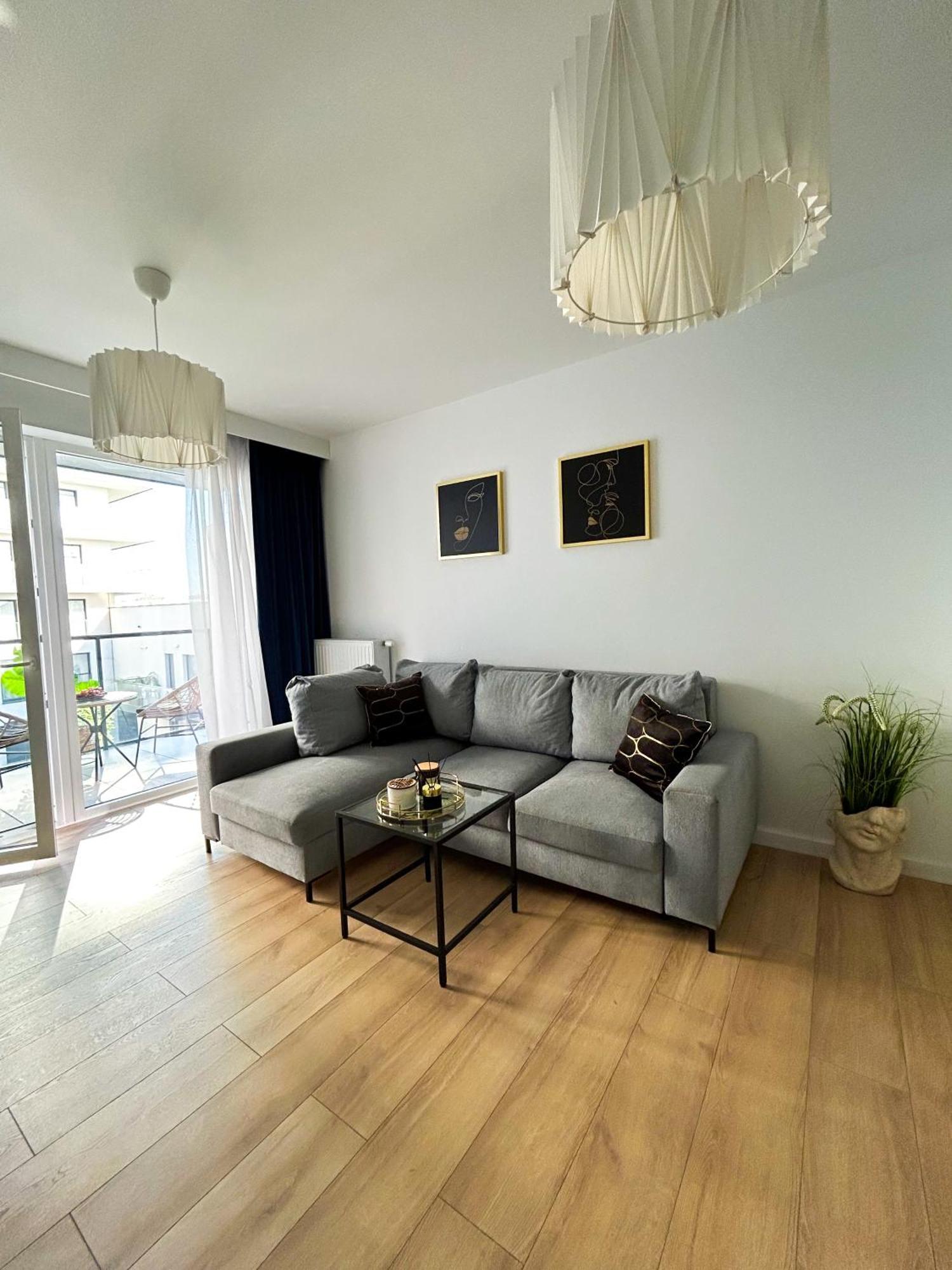 Lumina Stylish 3-Room Apart With Balcony Лодз Екстериор снимка