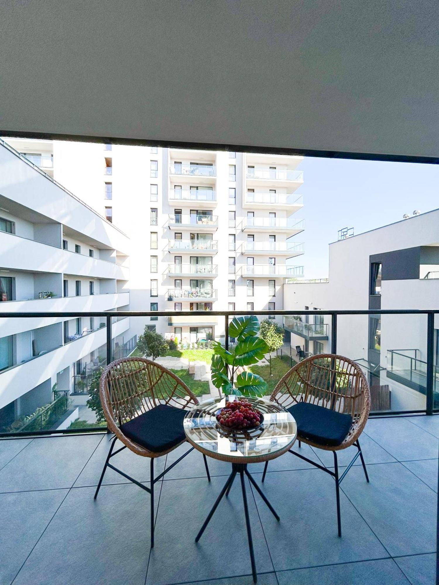 Lumina Stylish 3-Room Apart With Balcony Лодз Екстериор снимка