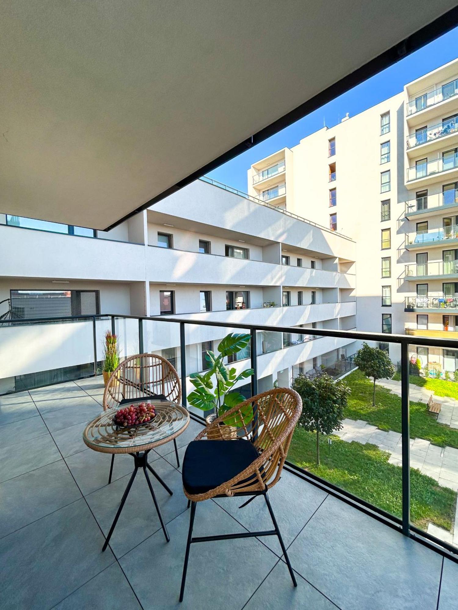 Lumina Stylish 3-Room Apart With Balcony Лодз Екстериор снимка