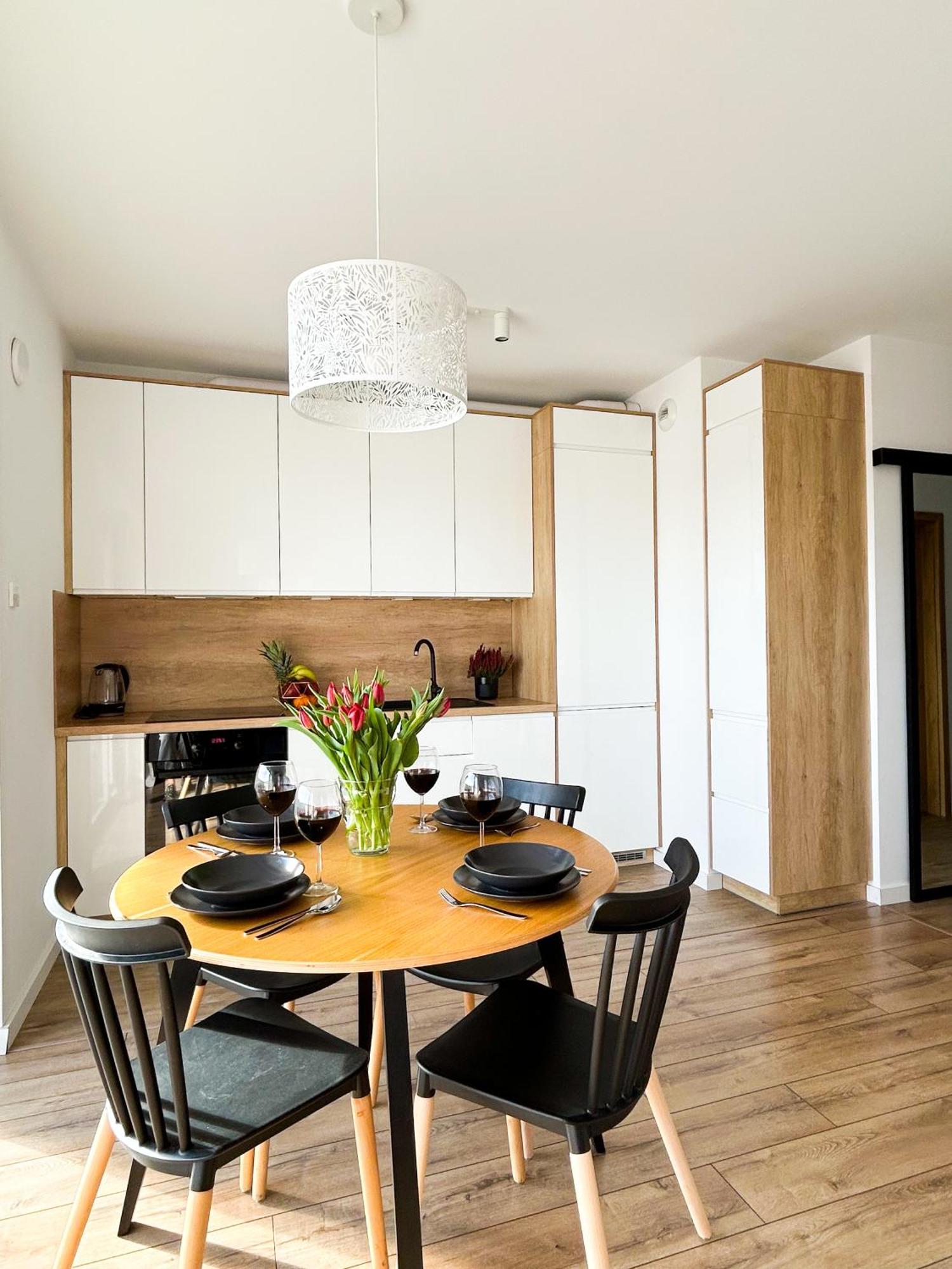 Lumina Stylish 3-Room Apart With Balcony Лодз Екстериор снимка